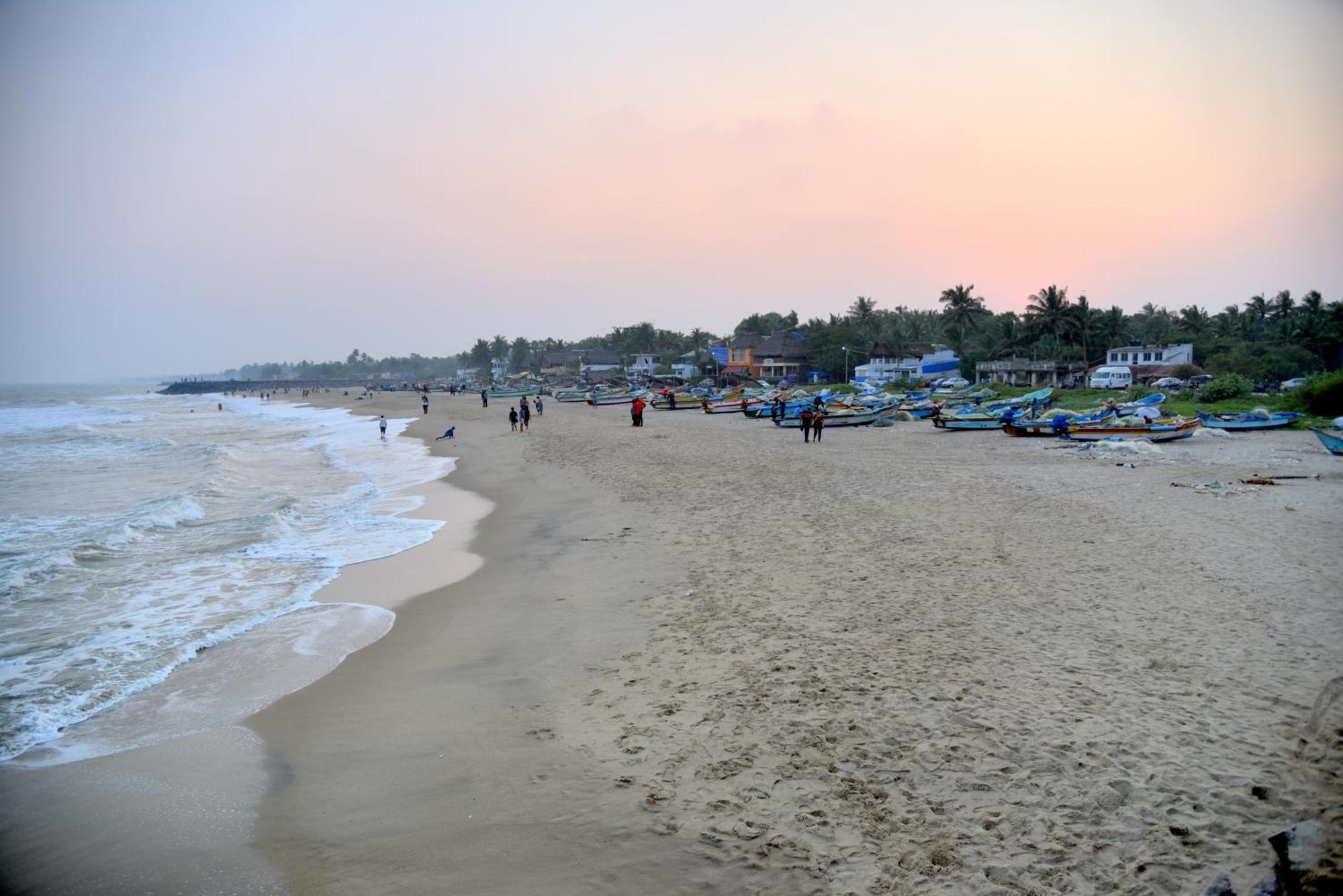 Hotel The Ocean Edge Pondicherry Exterior foto