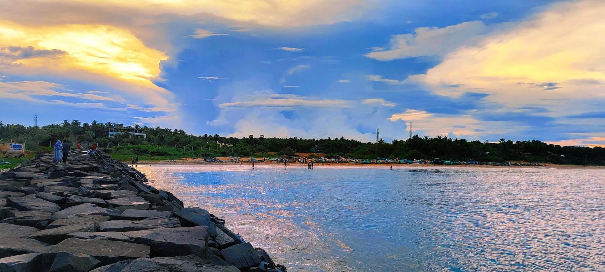 Hotel The Ocean Edge Pondicherry Exterior foto